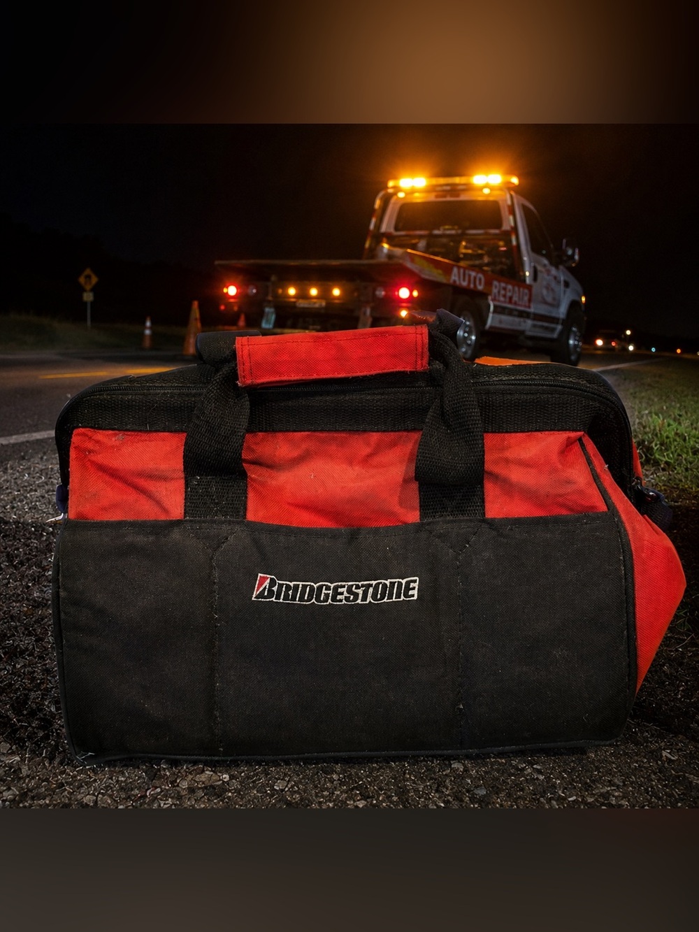 ❤️5 for $25❤️ - Bridgestone heavy duty zipper bag - various pockets etc - useful